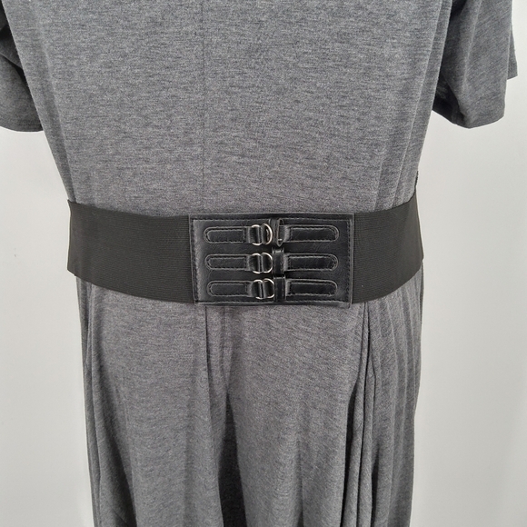 SIGNATURE BY ROBBIE BEE 20W SCOOP NECK ASYMMETRICAL MIDI DRESS - Picture 8 of 9